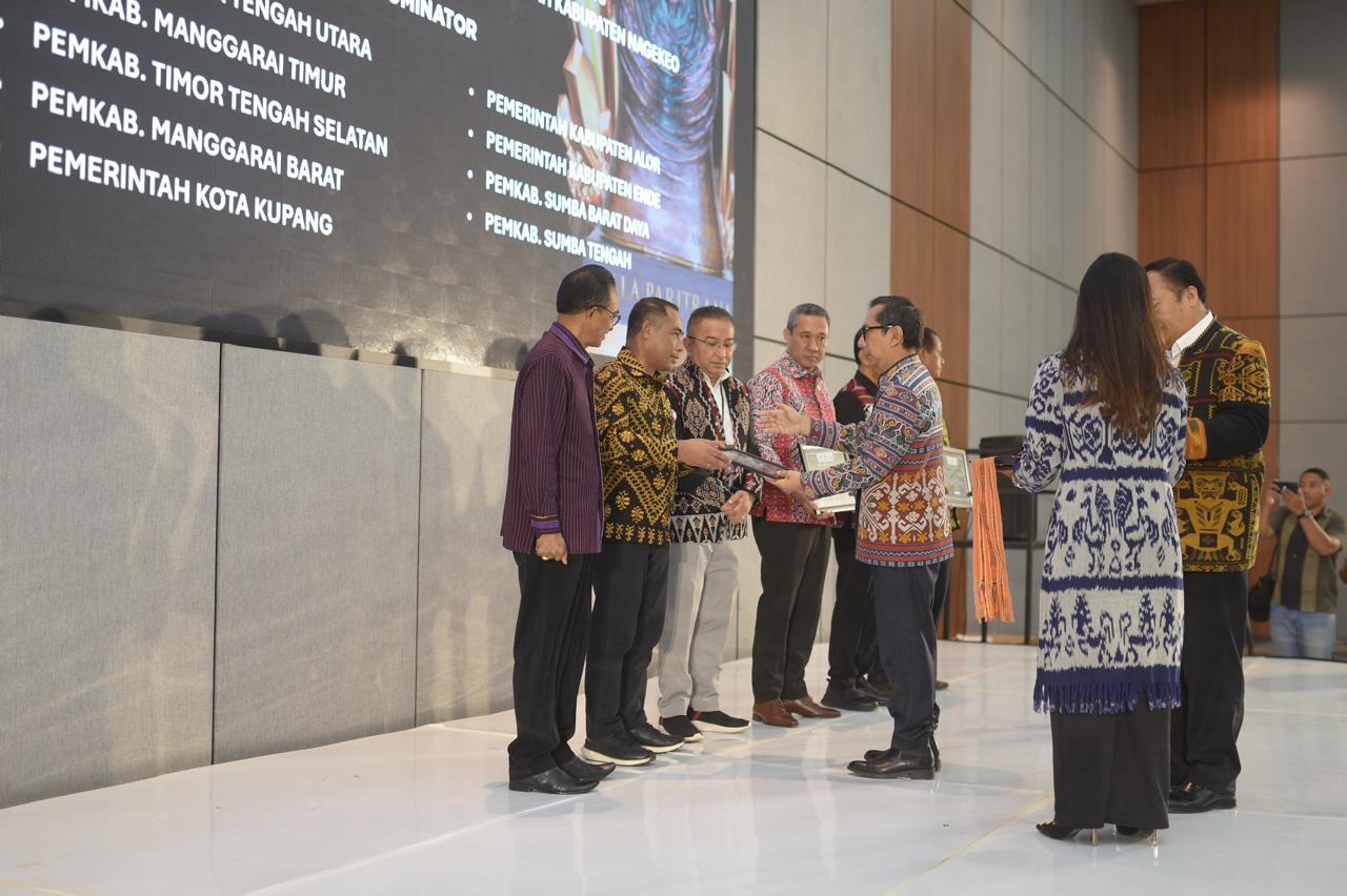 Bank NTT Terima Penghargaan Paritrana Award Tingkat Provinsi NTT