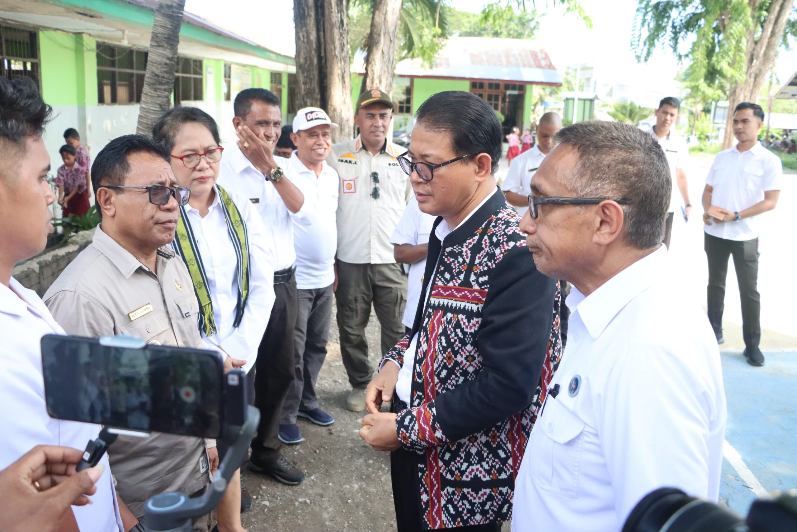 “Langkah Nyata NTT Lawan Stunting: Program Makan Bergizi Gratis Dimulai”