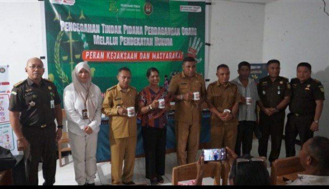 “Menyulut Lilin di Tengah Gelapnya Malam:  Perjuangan Melawan TPPO di NTT”!