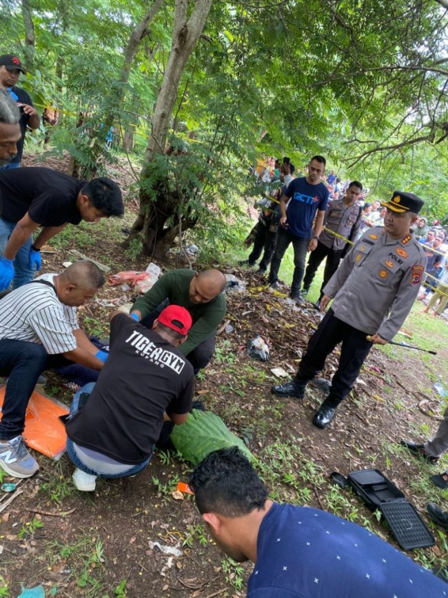 “Sunyi, Darah, dan Kematian: Aprion Boru ditemukan Tak Bernyawa,Siapa Dalang Tragedi Ini?”