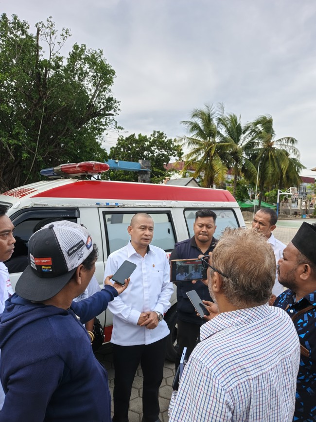 Ketua PMI Kota Kupang Bantah Isu Dualisme: “Satu SK, Satu Komando!” Fokus Layani Masyarakat, Abaikan Gangguan!