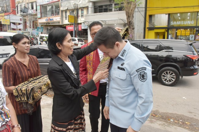 Tutup Bulan Budaya GMIT Koinonia, Wali Kota Kupang Ajak Gereja dan Masyarakat Bersinergi Wujudkan Kota yang Bersih, Berbudaya dan Sejahtera