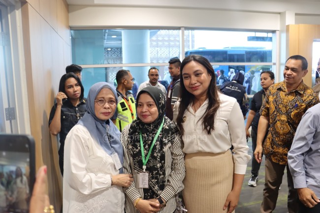 140 Jamaah Haji Kota Kupang Disambut Hangat Wakil Wali Kota