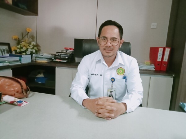 UNDANA Memasuki Babak Baru: Prof. Jefri Bale Resmi Dilantik sebagai Rektor Hari Ini