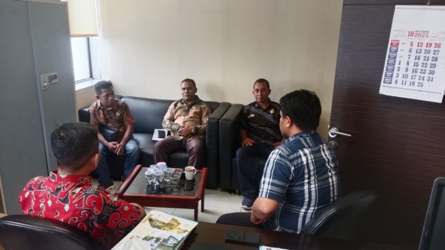 KOMISI I DPRD TTS TEMUI KEMENDAGRI, TERUNGKAP FAKTA BARU, CALON DOB   AMANATUN BELUM TERCATAT DI DATABASE RESMI KEMENDAGRI