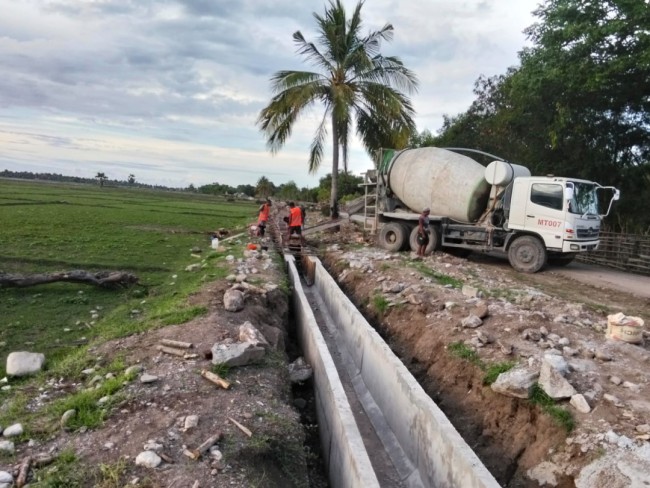 “Proyek Irigasi Mena di TTU Capai 80 Persen”