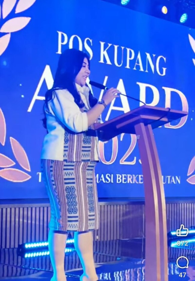 Yusinta Ningsih Nenobahan Syarief Raih Post Kupang Award 2025, Tegaskan Kepemimpinan Filantropi Perempuan NTT
