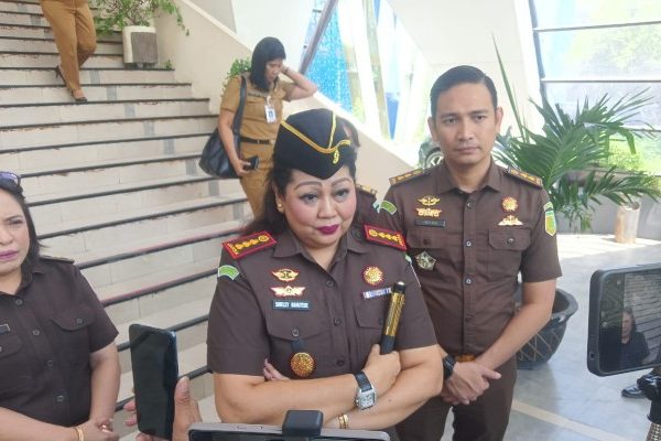 Kejari Kota Kupang Beri Peringatan Keras: Pengembalian Temuan BPK DPRD Baru 80 Persen, Kasus Tipikor Belum Aman