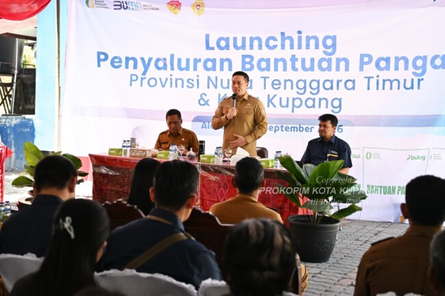 Negara Harus Hadir Sampai ke Meja Makan Rakyat, 37.319 Keluarga di Kota Kupang Terima Bantuan 1.119 Ton Beras